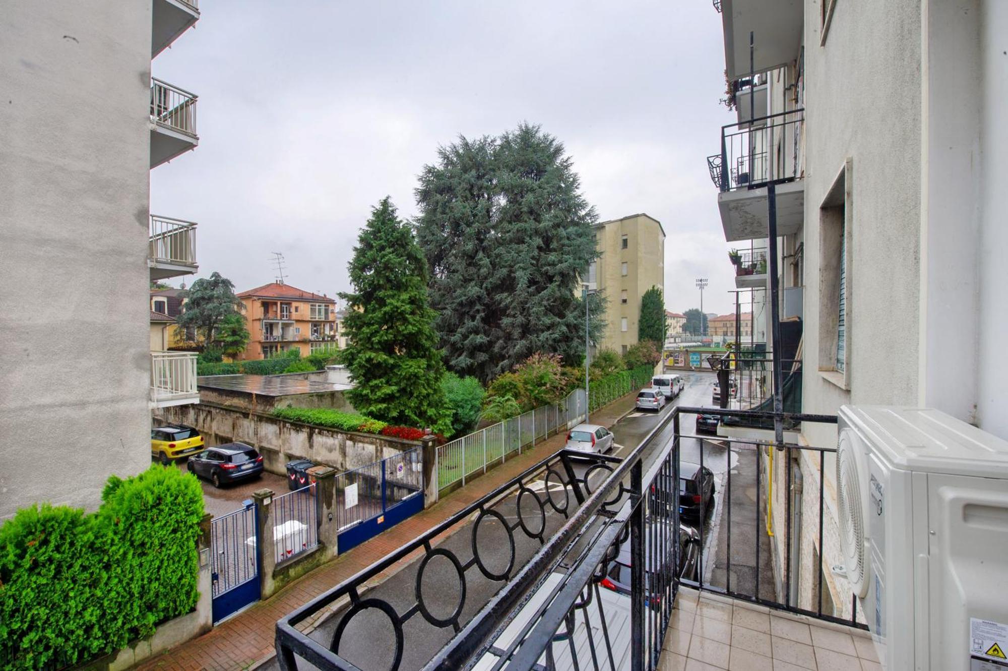 Alesa Apartament 베르첼리 외부 사진